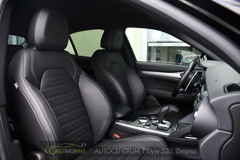 Alfa Romeo Stelvio 2.2 Diesel 16V 154kW ZADÁNO - fotka 17 z 54