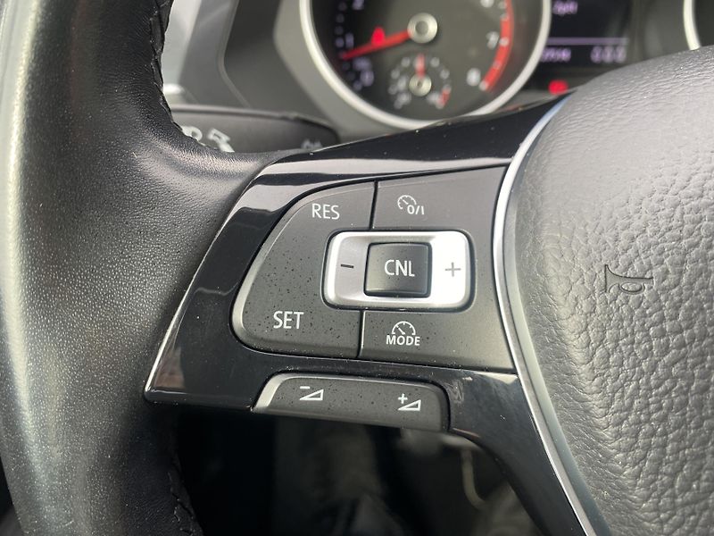 Volkswagen Tiguan 1.4 TSI 92kW - 1xMAJ.-ALU-PDC - fotka 20 z 41