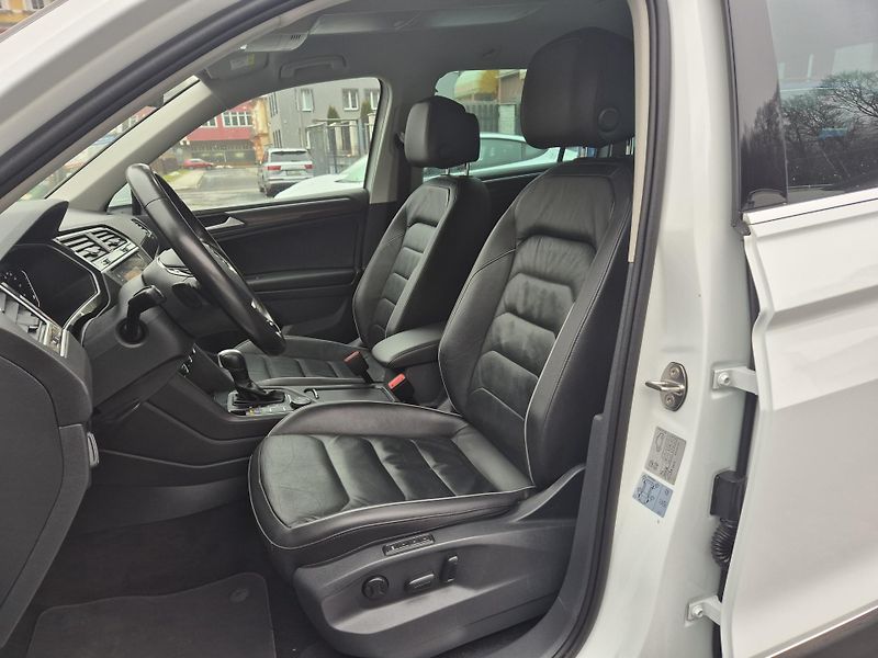 Volkswagen Tiguan 2,0TDi 140kw DSG 4x4 18ALU TZ - fotka 42 z 50
