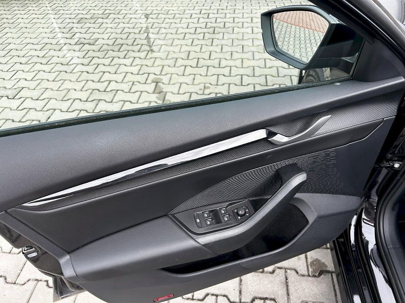 Škoda Octavia (2024) Combi 2.0 TDI 85kW MP6 Selecti - fotka 22 z 34