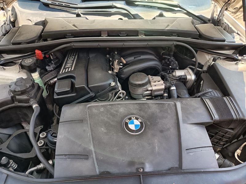 BMW Řada 7 (2006) 2.0 95kw - fotka 46 z 49