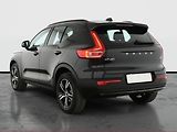 Volvo XC40 (2026) B3 - náhled 3