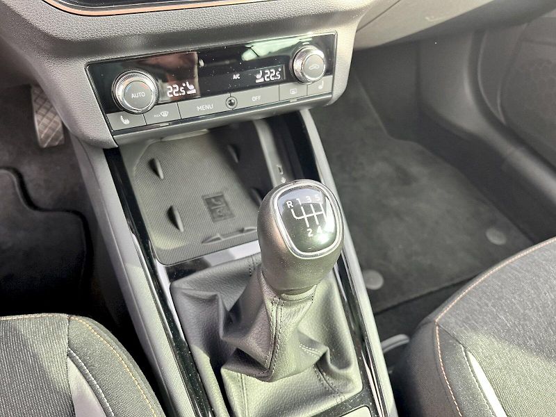 Škoda Kamiq (2021) STYLE Business Edition 1.0TSi - fotka 18 z 21