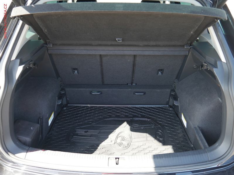 Volkswagen Tiguan (2018) 2.0 TDI 4x4, DSG, LED, navi - fotka 7 z 26
