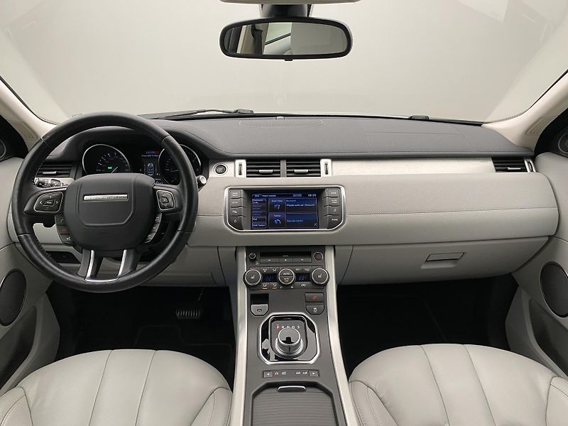 Land Rover Range Rover Evoque SD4 AWD AUT CZ - fotka 2 z 35