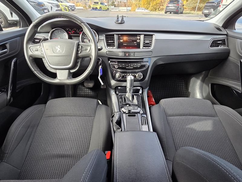 Peugeot 508 (2016) SW 1.6 BHDi 120 ACTIVE EAT6 - fotka 13 z 29