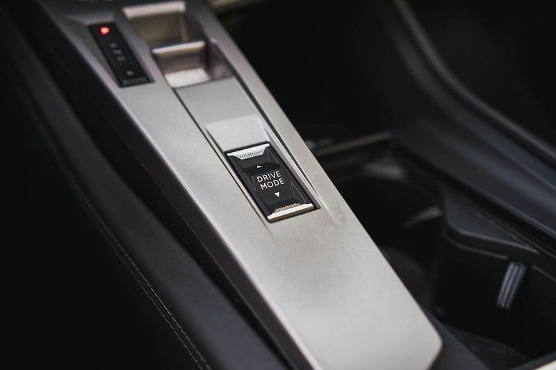 Peugeot 308 (2022) Allure Hybrid 180 - fotka 24 z 26