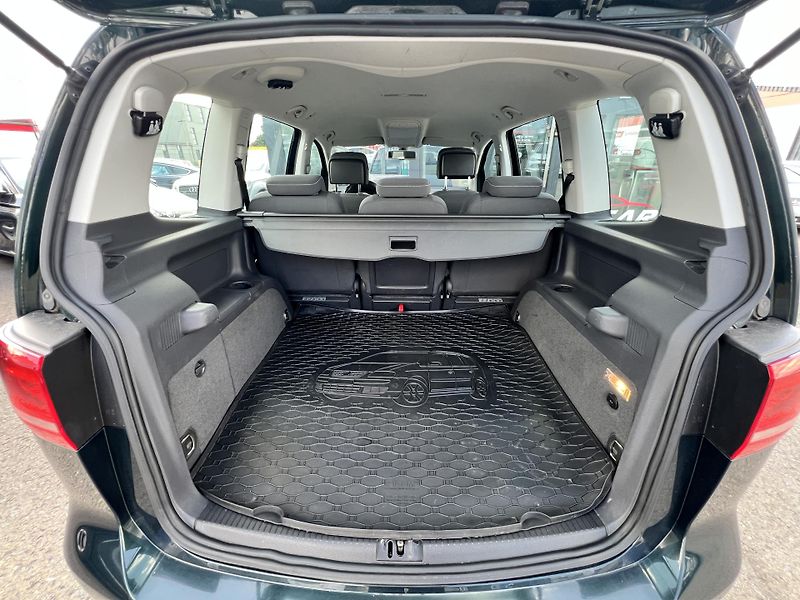 Volkswagen Touran Match 1.4TSi 103kw 7MÍST TAŽNÉ - fotka 25 z 43