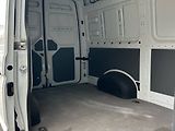 Volkswagen Crafter (2025) skříň 35 2.0 TDI 6G FWD SR - náhled 9