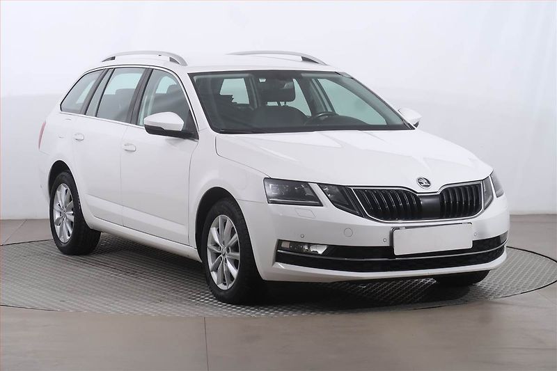 Škoda Octavia (2017) 1.6 TDI, Navi, Tempomat - fotografie inzerátu