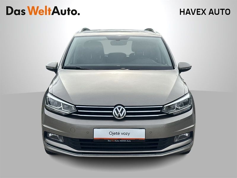 Volkswagen Touran (2016) 2.0 TDI Highline - fotka 4 z 32