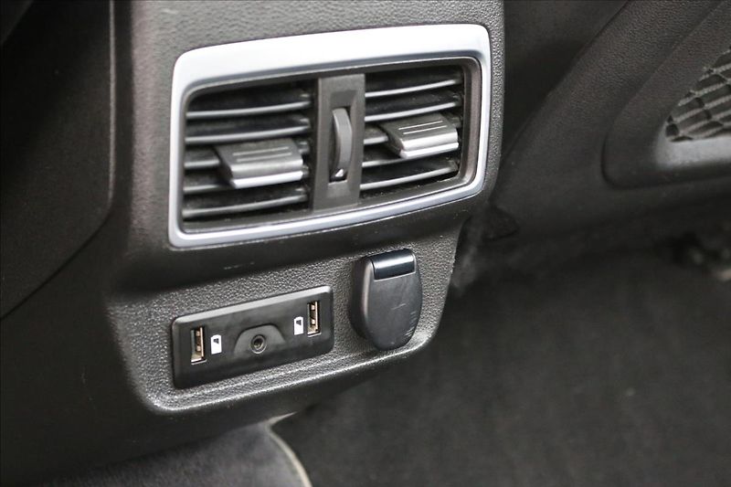 Renault Koleos 2,0 4WD, INITIALE, ČR1.maj,DPH - fotka 48 z 63