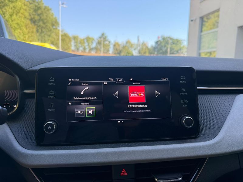 Škoda Scala Top Selection 1.5 TSI 110kw DS - fotka 12 z 23