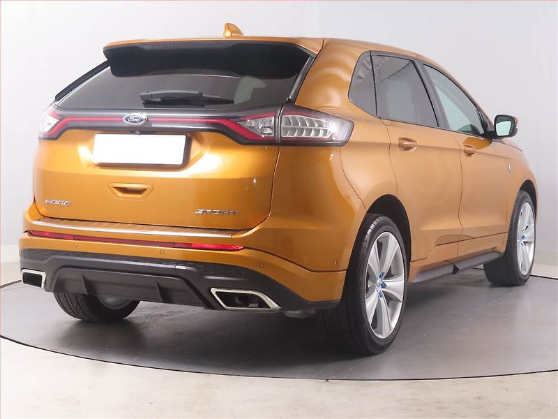 Ford Edge (2016) Titanium 2.0 Bi-TDCI, 4X4 - fotka 5 z 16