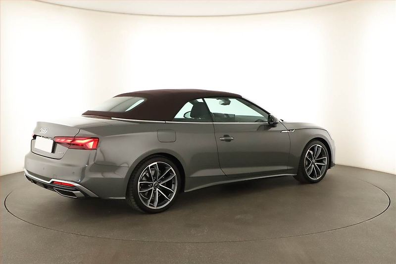 Audi A5 (2024) 40 TFSI - fotka 14 z 26