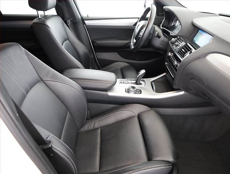 BMW X4 (2014) xDrive30d, 4X4, Automat - fotka 7 z 19
