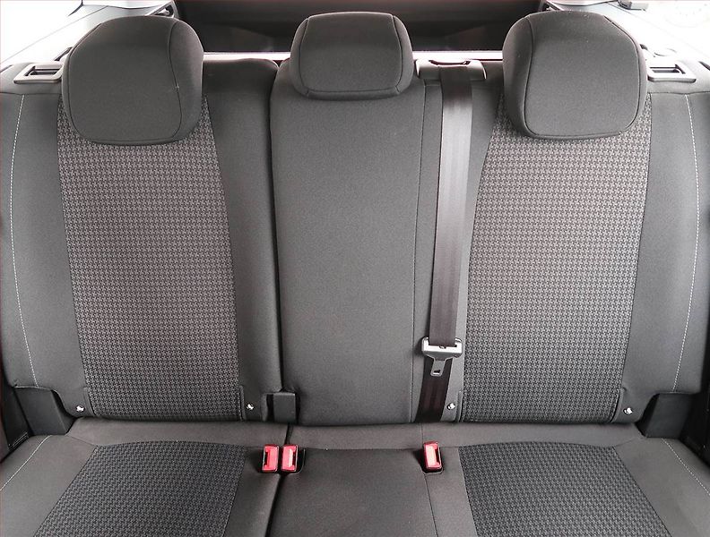 Peugeot 308 (2019) 1.2 PureTech, Serv.kniha - fotka 10 z 13