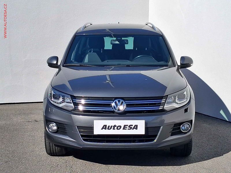Volkswagen Tiguan (2013) 2.0 TDi 4x4, Life, DSG, bixen - fotka 2 z 19