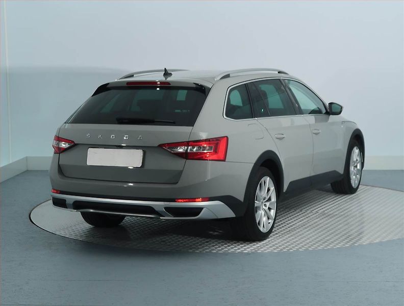 Škoda Superb (2022) Scout 2.0 TDI - fotka 5 z 14