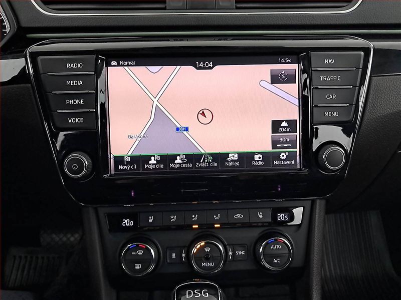 Škoda Superb (2016) Laurin&Klement 2.0 TSI, 4X4 - fotka 19 z 21