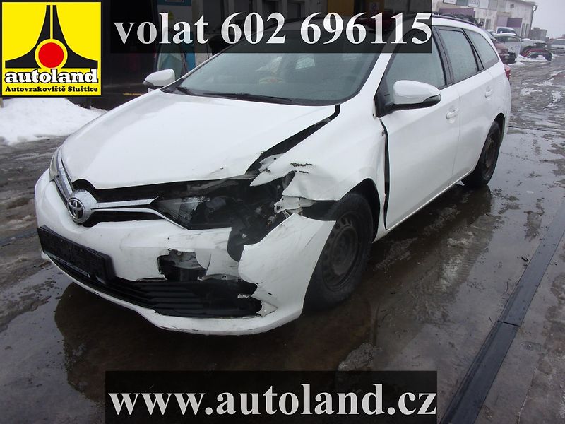 Toyota Auris (2015) VOLAT 602 696115 - fotka 1 z 8