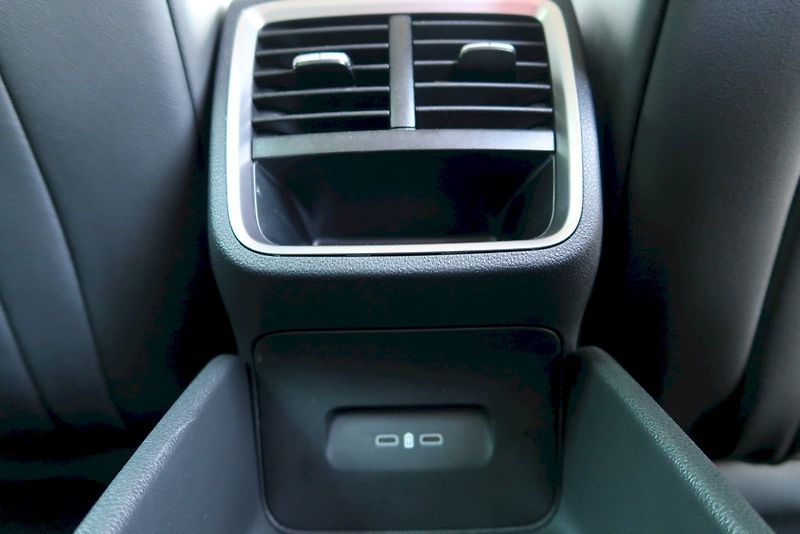 Škoda Octavia (2024) Combi TOP SELECTION 1,5 TSI M- - fotka 18 z 32