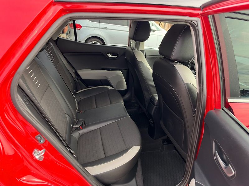Kia Stonic (2020) 1.0 T-GDi,88 Kw Platinum - fotka 24 z 32