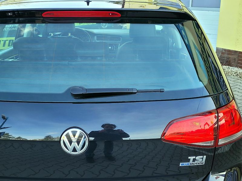 Volkswagen Golf 1,2 TSi SERV.KN*CEBIA,EA211 - fotka 39 z 39