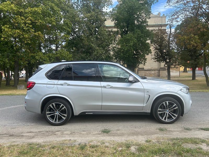 BMW X5 (2016) X5, M50D,INDIVIDUAL,2.MAJITEL - fotka 8 z 28