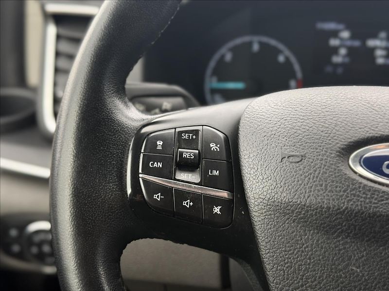 Ford Tourneo Custom 2,0 EcoBlue 136 kW Titanium X - fotka 21 z 25