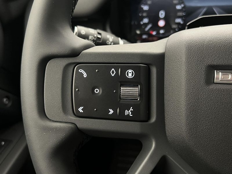 Land Rover Defender (2026) 110 D250 X-DYNAMIC SE AWD Aut - fotka 21 z 48