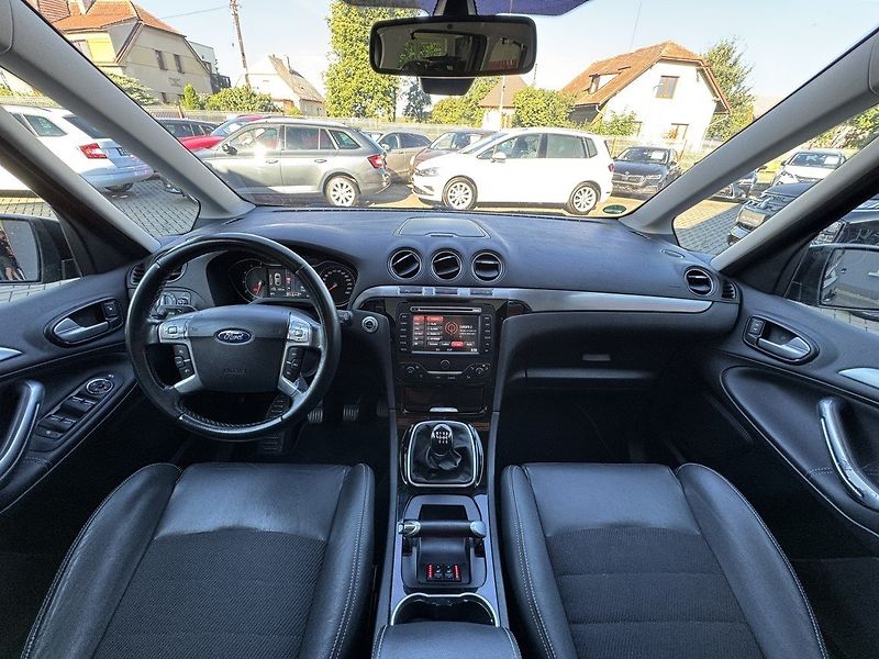 Ford Galaxy (2013) 2.0TDCi Xenony Navi Pano - fotka 6 z 50