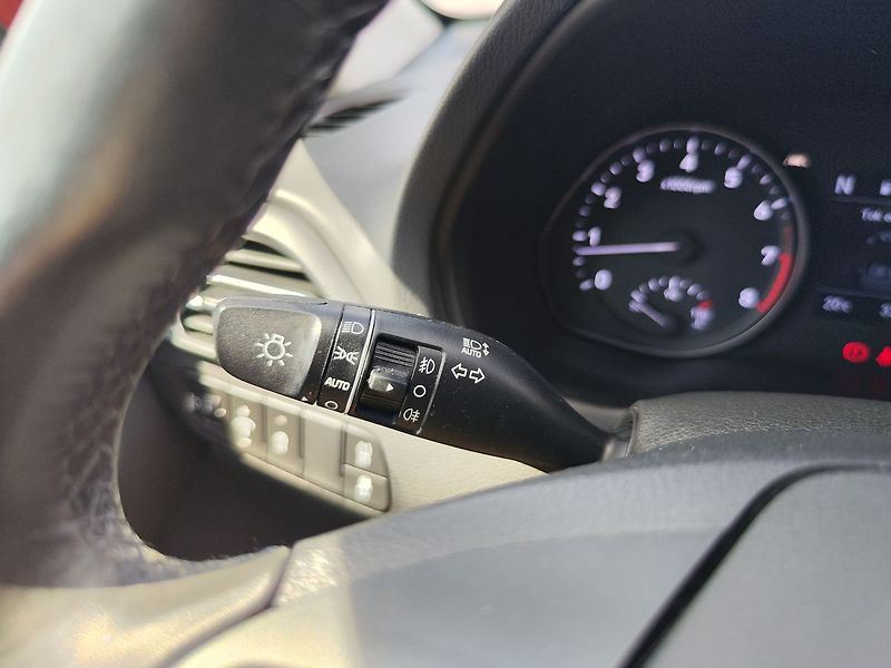 Hyundai i30 1.5 T-GDI/117kW Smart - fotka 25 z 31