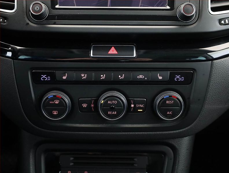 Seat Alhambra (2017) 2.0 TSI, Automat, 7 míst - fotka 13 z 21