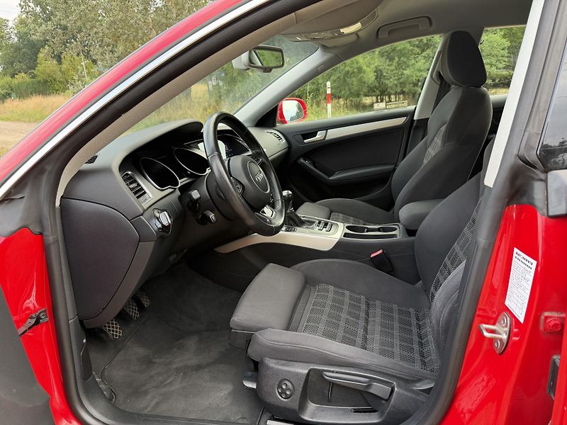 Audi A5 (2014) 2.0 TDI 130kW quattro S line - fotka 10 z 26