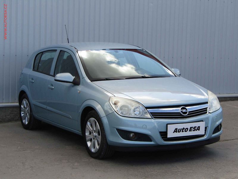 Opel Astra (2009) 1.4i, ČR, AC, tempo - fotografie inzerátu