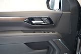 Chevrolet Suburban (2026) 6,2 V8 High Country - náhled 15