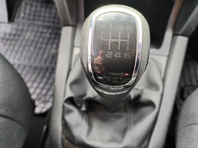 Škoda Yeti (2012)   1.4 TSI Ambition PĚKNÝ - fotka 24 z 31