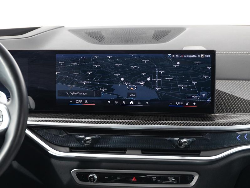 BMW X5 xDrive30d - fotka 14 z 22
