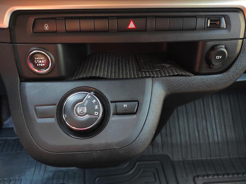 Toyota ProAce Verso 2,0D-4D130kW,L2, Shuttle,ČR - fotka 29 z 44