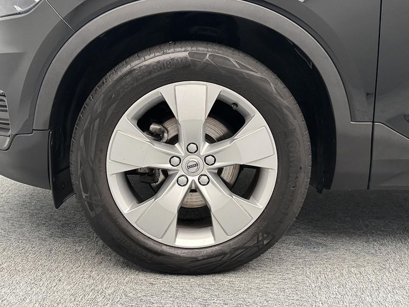 Volvo XC40 T3 MOMENTUM CZ 1.maj - fotka 14 z 31
