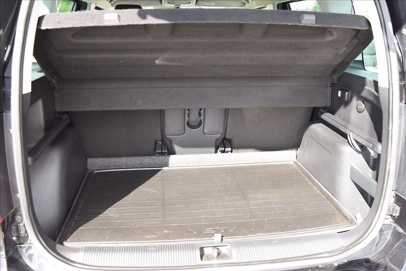Škoda Yeti 2,0 TDI 110KW 4x4 TAŽNÉ XENONY - fotka 15 z 50