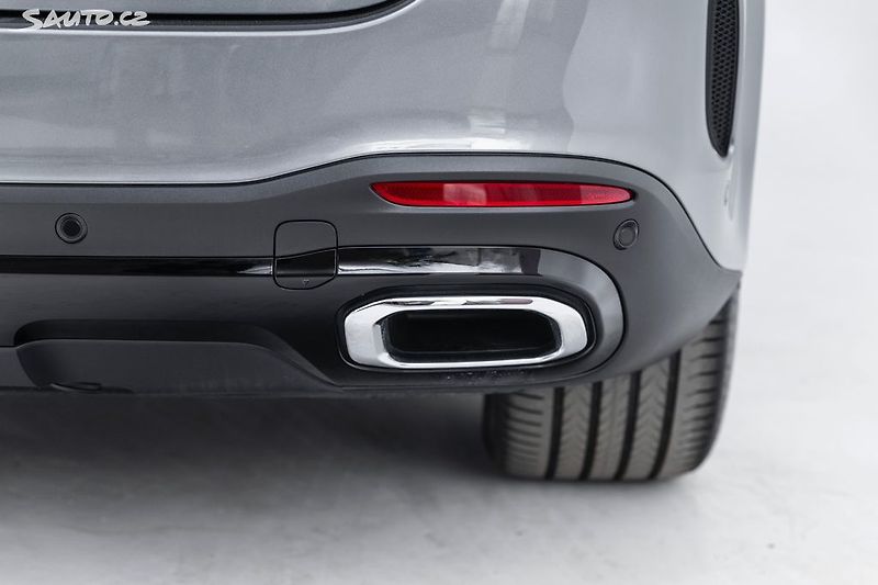 Mercedes-Benz GLE 450d*AMG*Premium*nez.topení - fotka 26 z 40