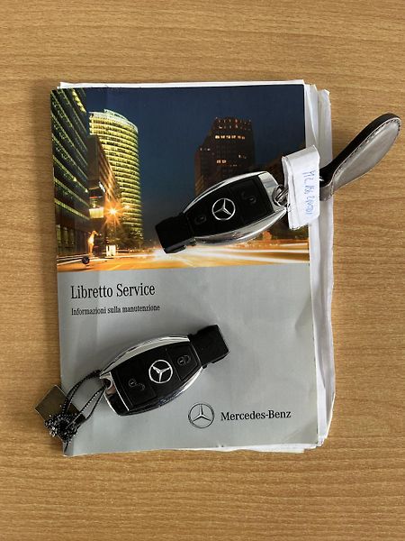 Mercedes-Benz Třídy M ML 250 CDi Sport - fotka 30 z 30