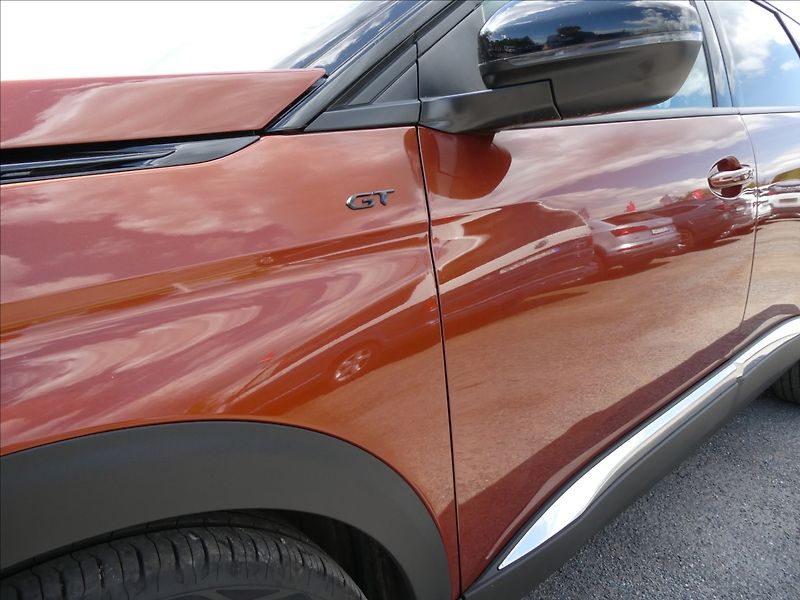 Peugeot 5008 2,0 HDi 130kW GT 7.míst AT8 - fotka 15 z 50