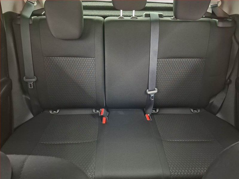 Suzuki Swift (2018) 1.2 DualJet, Serv.kniha - fotka 10 z 17