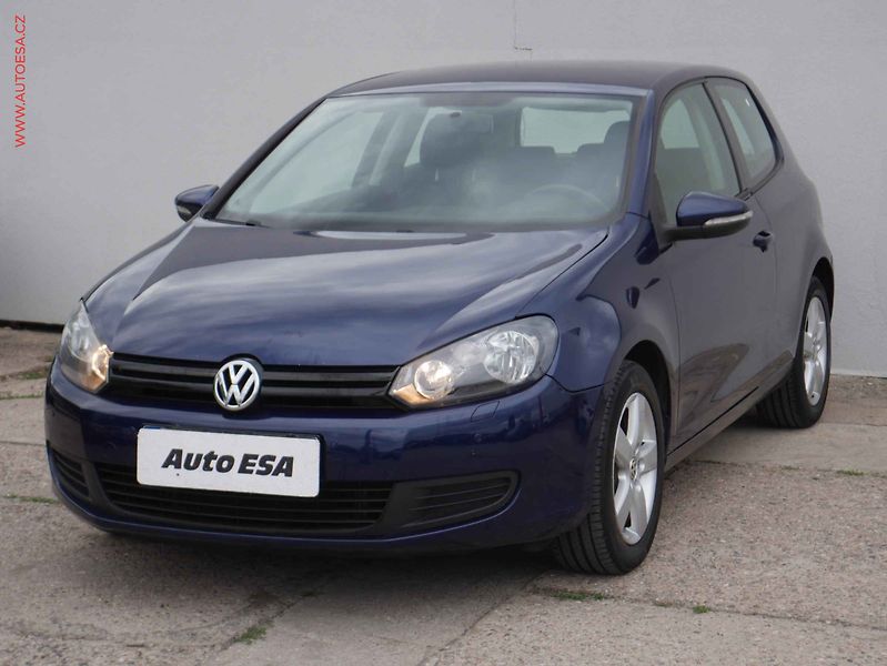 Volkswagen Golf (2009) 1.4i, AC, výhřev sed - fotka 3 z 14