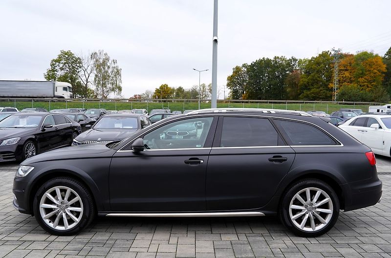 Audi A6 Allroad 3.0 TDI 180kW quattro S tronic - fotka 3 z 53