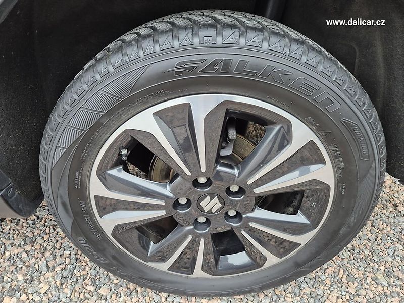 Suzuki Vitara (2021) 1.4i 95KW COMFORT Navi LED ACC - fotka 49 z 52