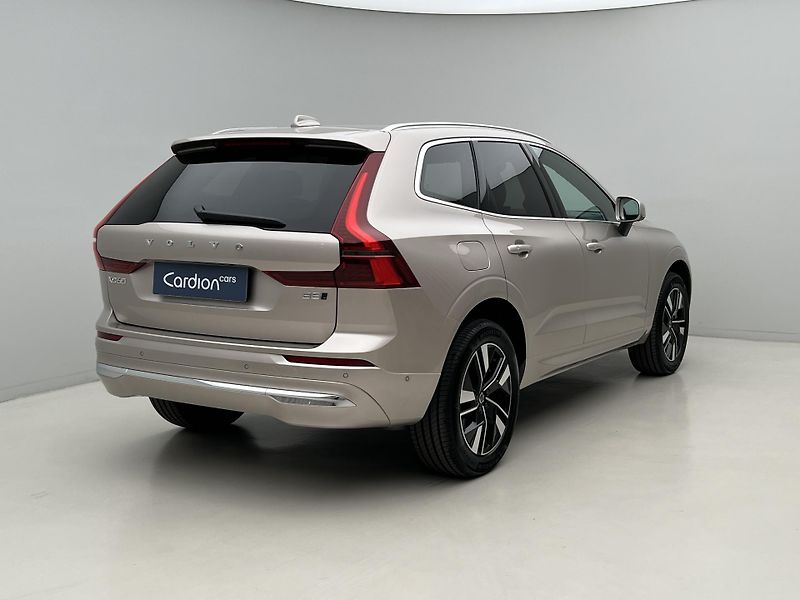 Volvo XC60 (2026) B5 AWD PLUS BRIGHT AUT - fotka 11 z 43